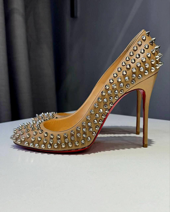 Christian Louboutin Туфли