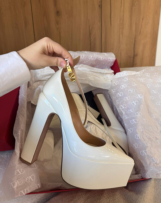 Valentino Туфли
