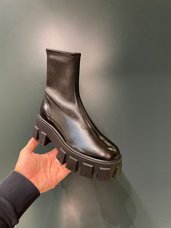 Prada Ботинки