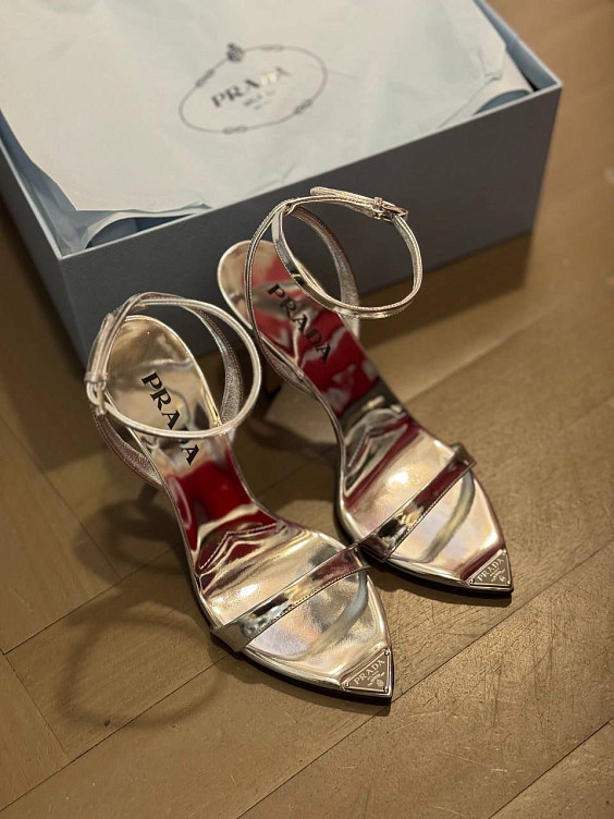 Prada Туфли