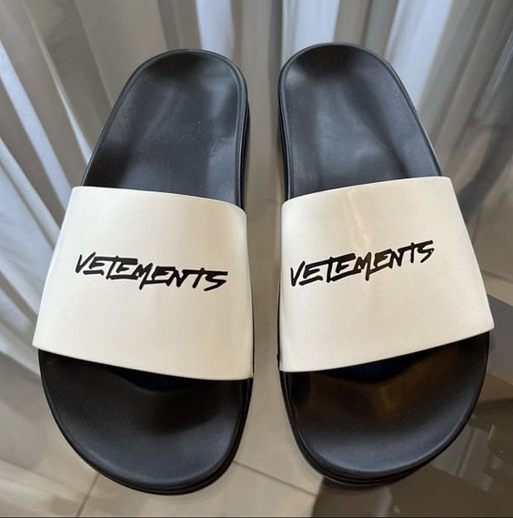 Vetements Шлёпки