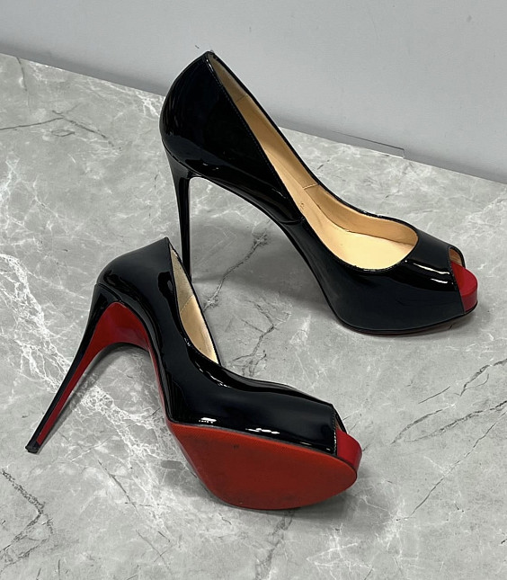 Christian Louboutin Туфли