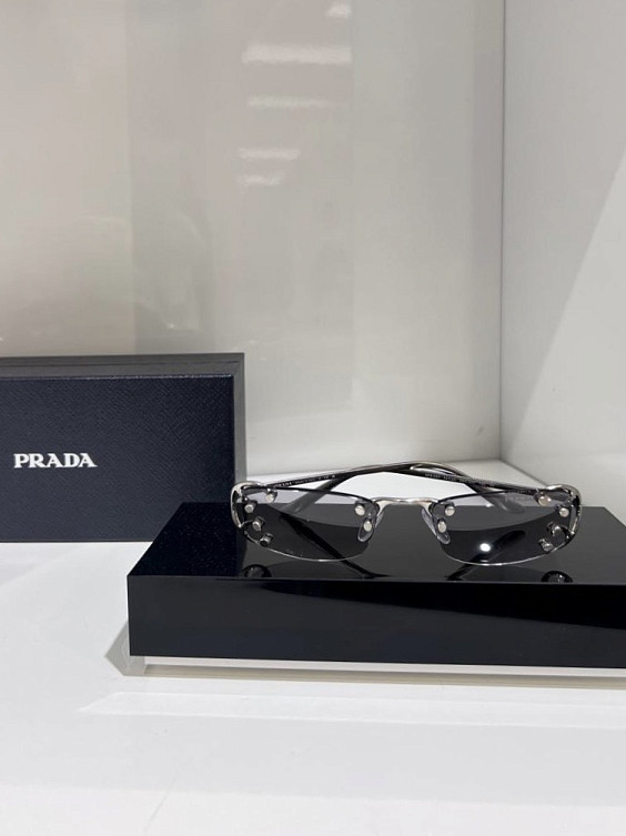 Prada Очки