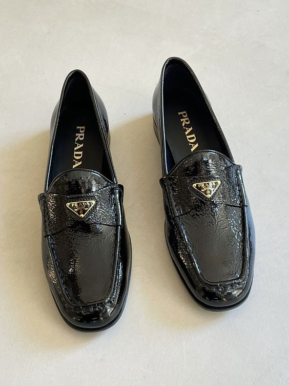 Prada Лоферы