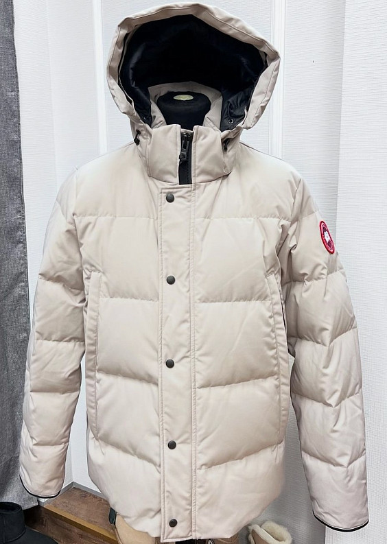 CANADA GOOSE Пуховик