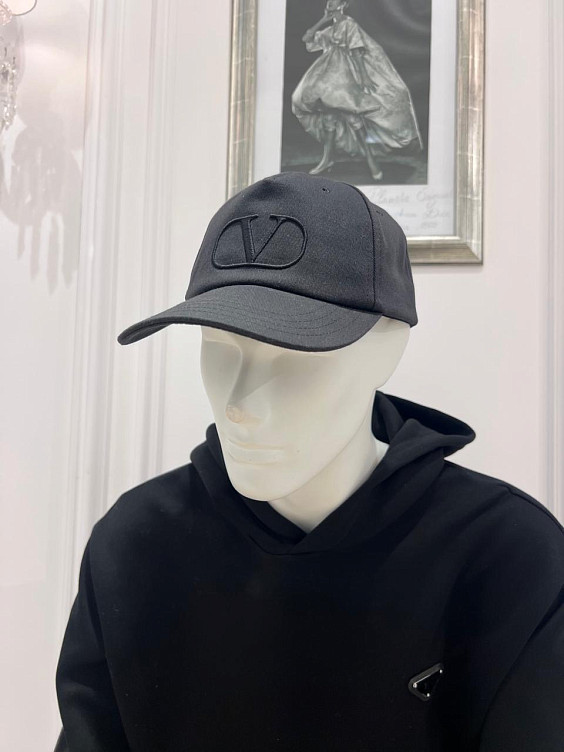 Valentino Бейсболка