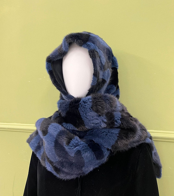 Christian Dior Капюшон-шарф