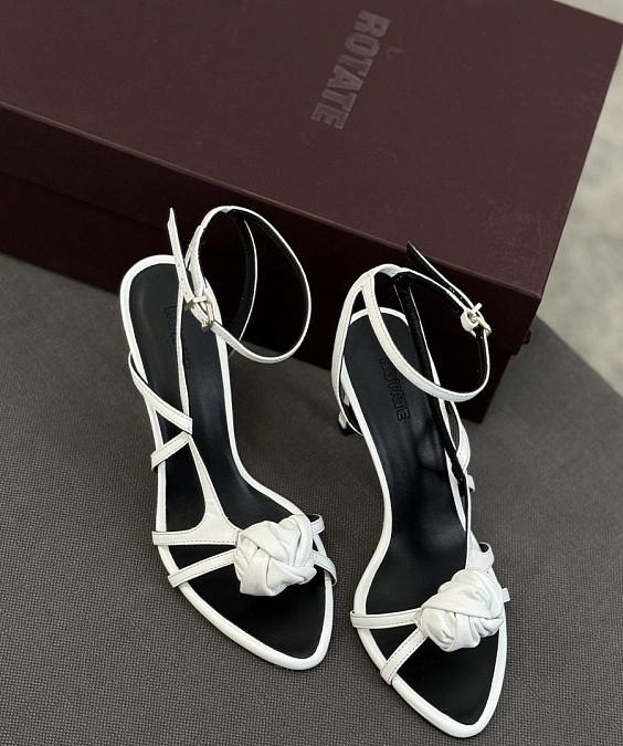 Rotate by Birger Christensen Босоножки