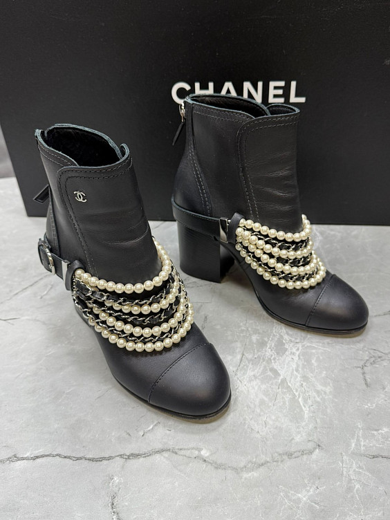 Chanel Ботильоны