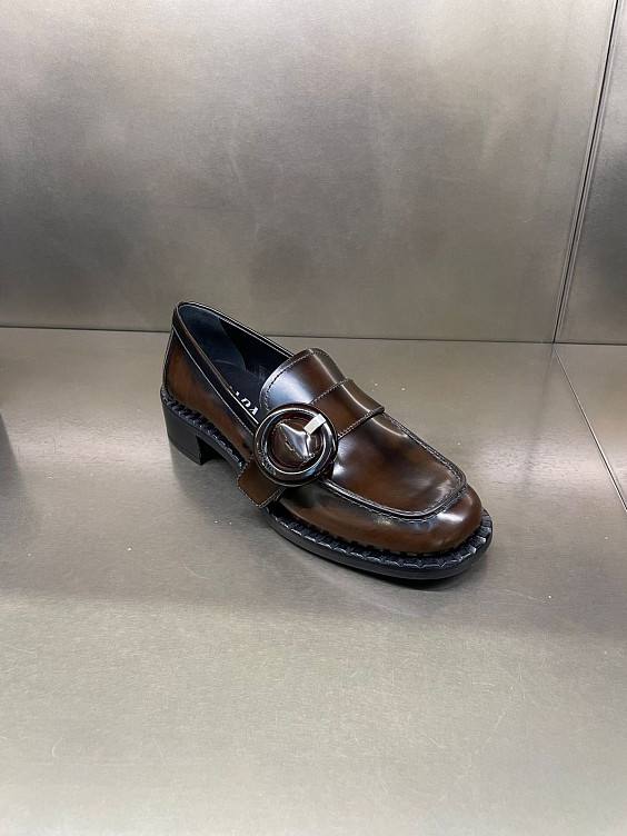 Prada Лоферы