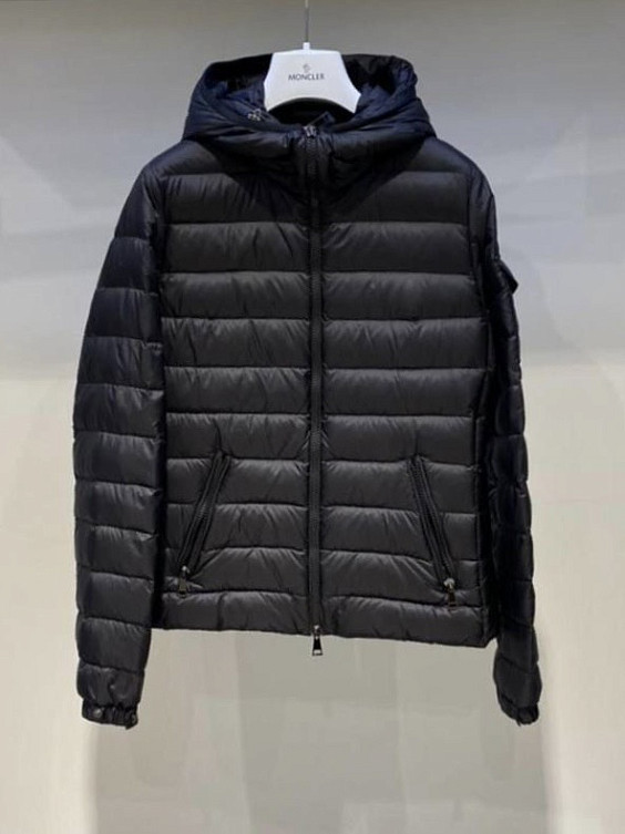 Moncler Куртка