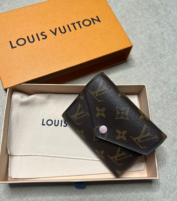 Louis Vuitton Кошелёк