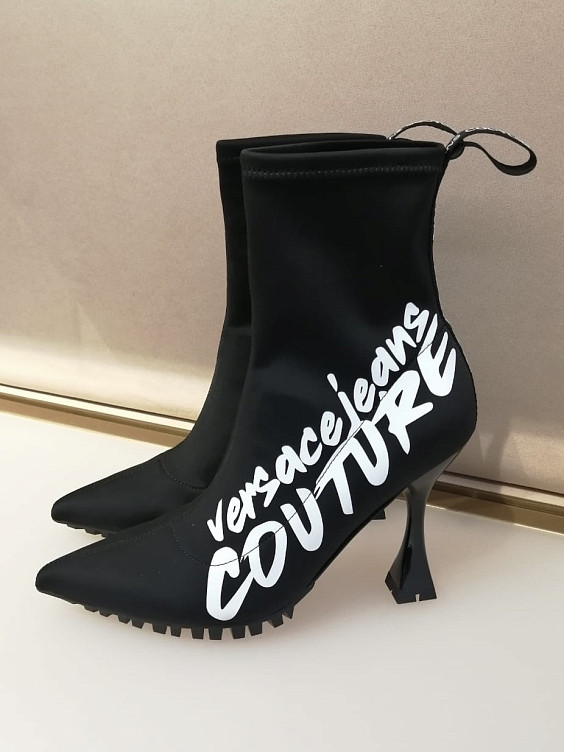 Versace Jeans Couture Ботильоны