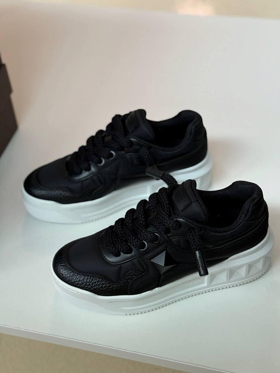 Valentino Кроссовки