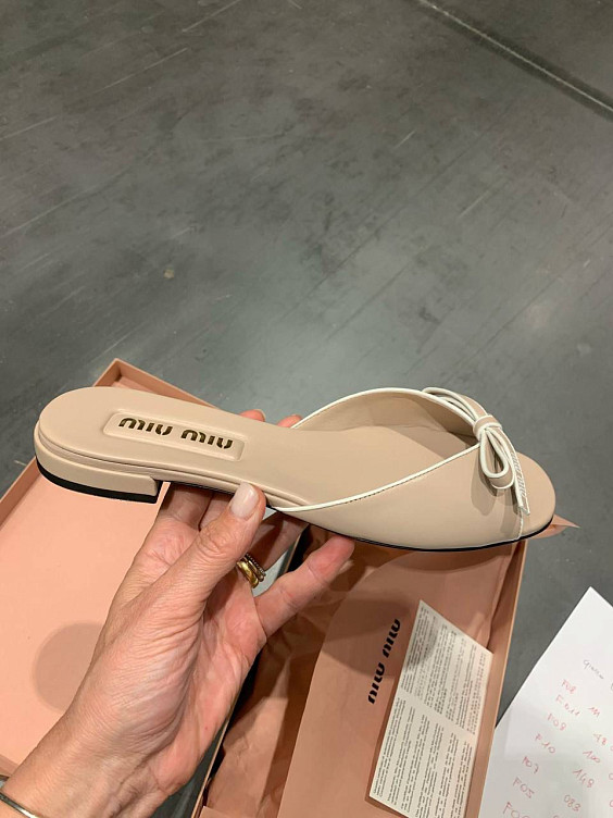 Miu Miu Сабо