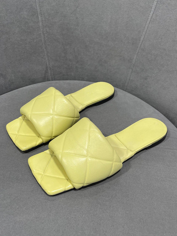 Bottega Veneta Сабо