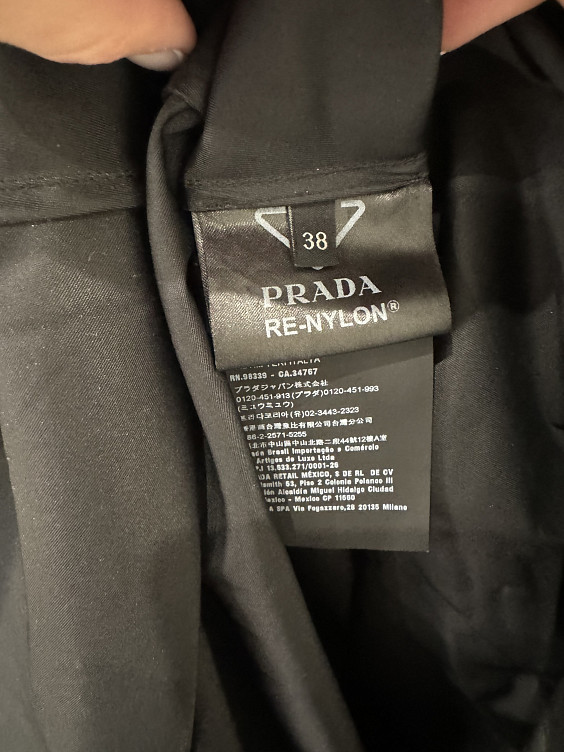 Prada Плащ 