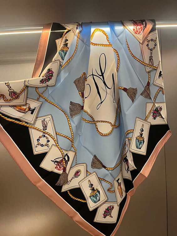 Dolce & Gabbana Шаль