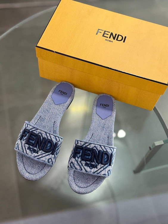 Fendi Шлёпки