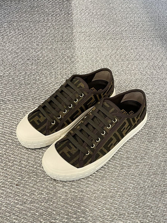 Fendi Кеды