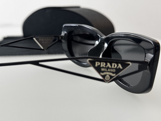 Prada Очки