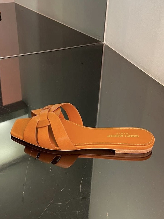 Saint Laurent Сабо