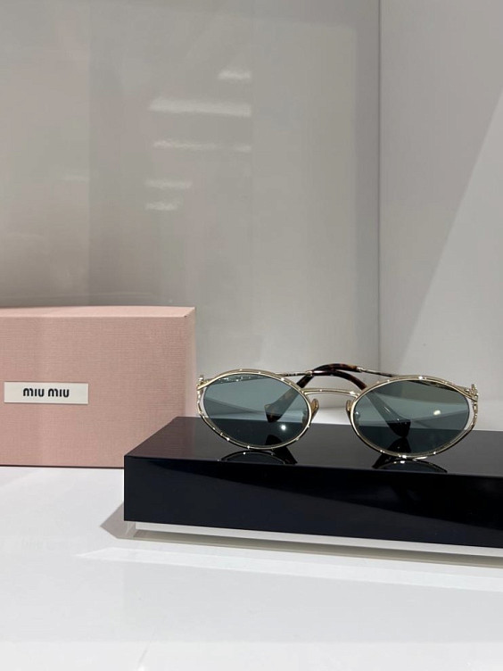 Miu Miu Очки