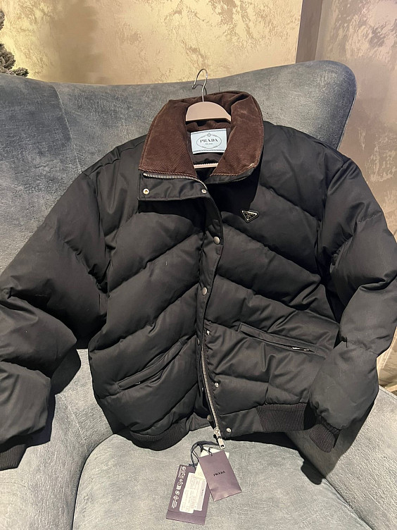 Prada Пуховик