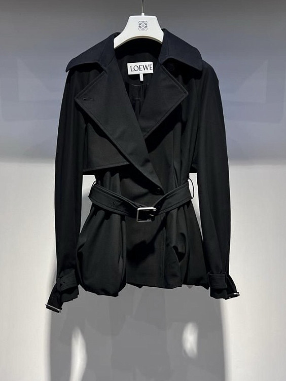 Loewe Тренч