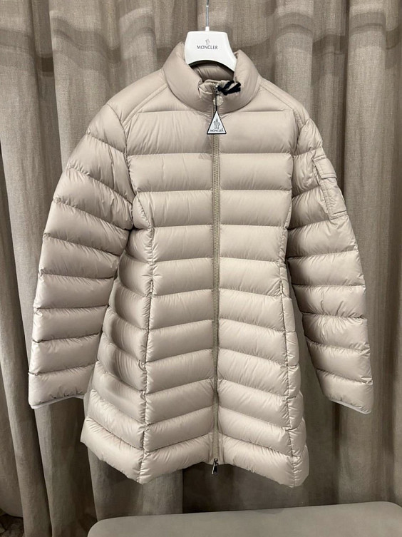 Moncler Пуховик