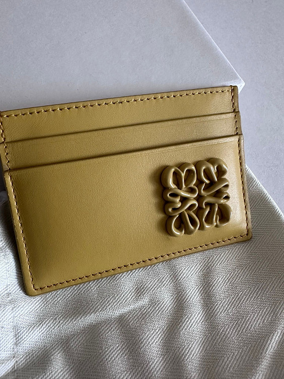 Loewe Картхолдер