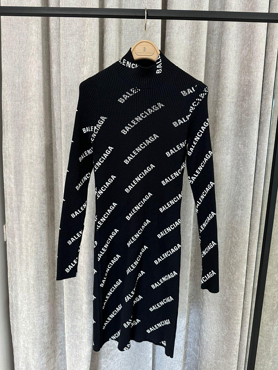 Balenciaga Платье