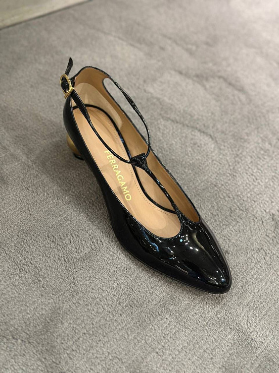 Salvatore Ferragamo Туфли