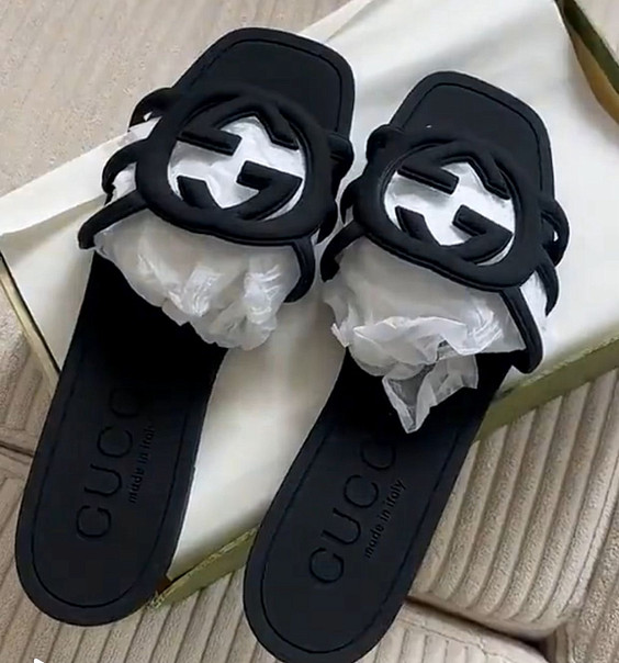 Gucci Шлёпки