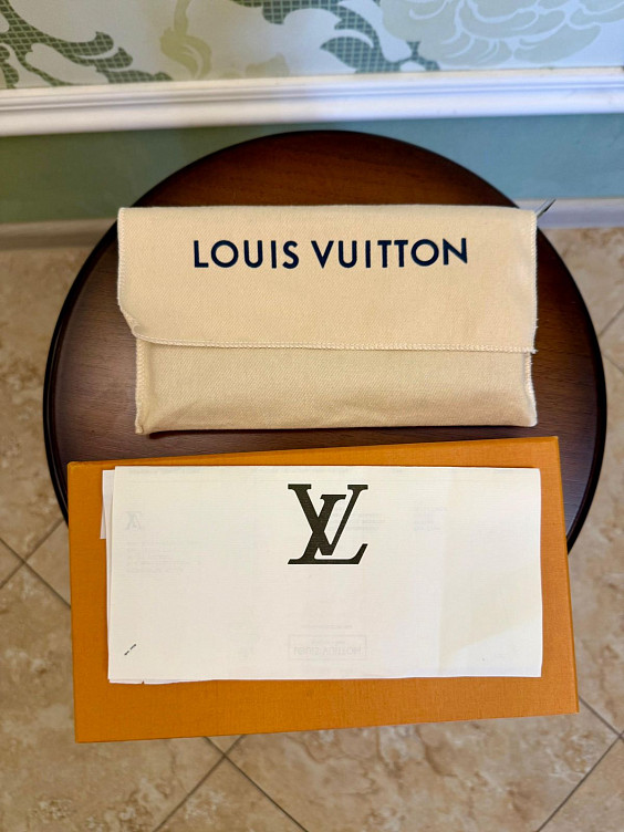Louis Vuitton Портмоне-кошелёк