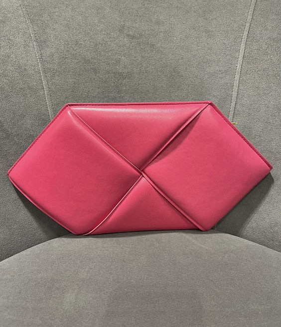 Bottega Veneta Клатч