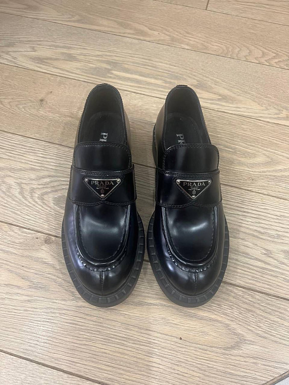Prada Лоферы