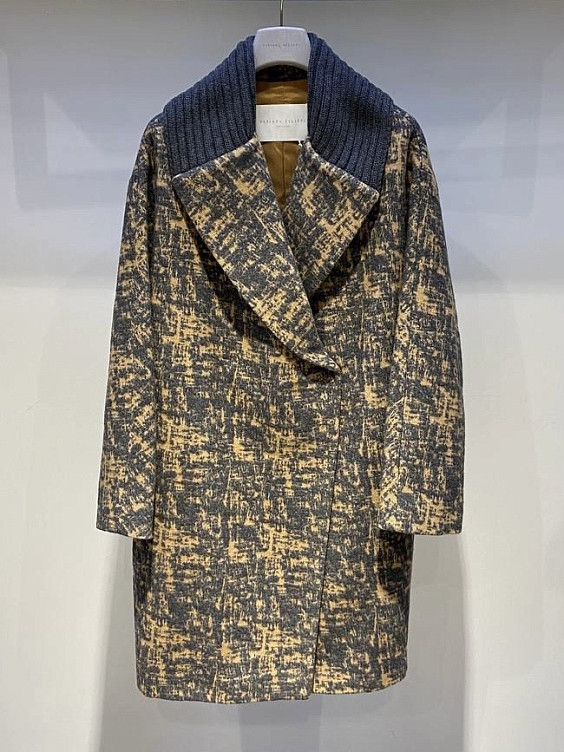 Fabiana Filippi Пальто