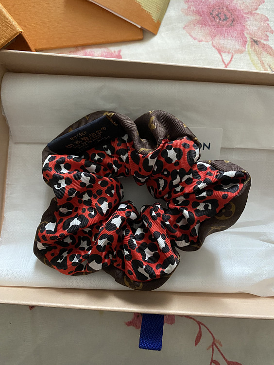 Louis Vuitton Резинка для волос