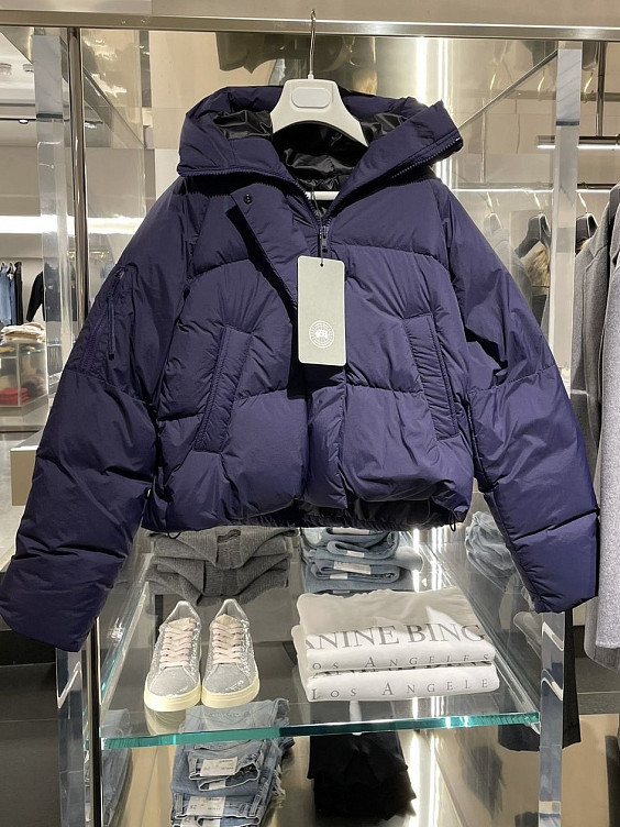 GOLDEN GOOSE Пуховик