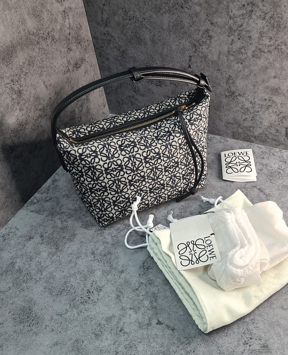 Loewe Сумка