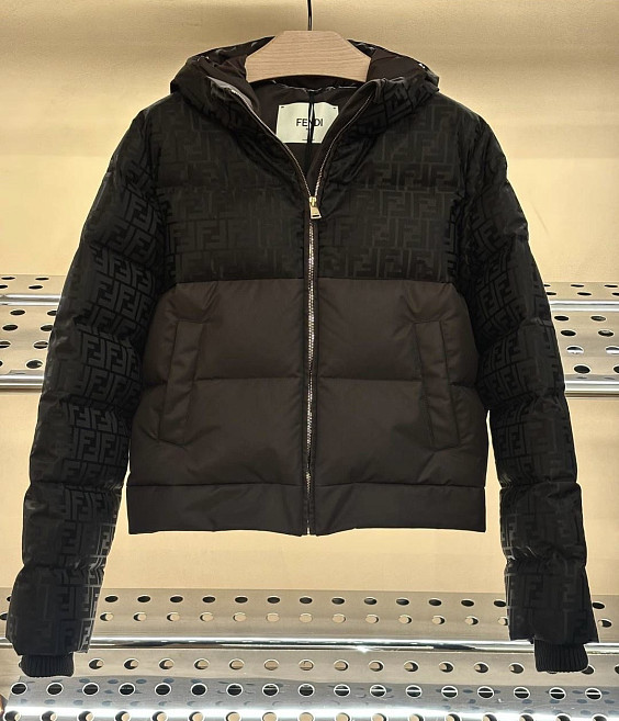 Fendi Пуховик