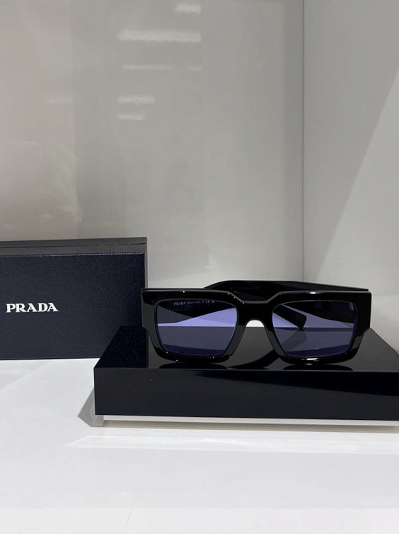 Prada Очки