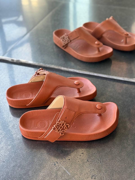 Loewe Шлёпки