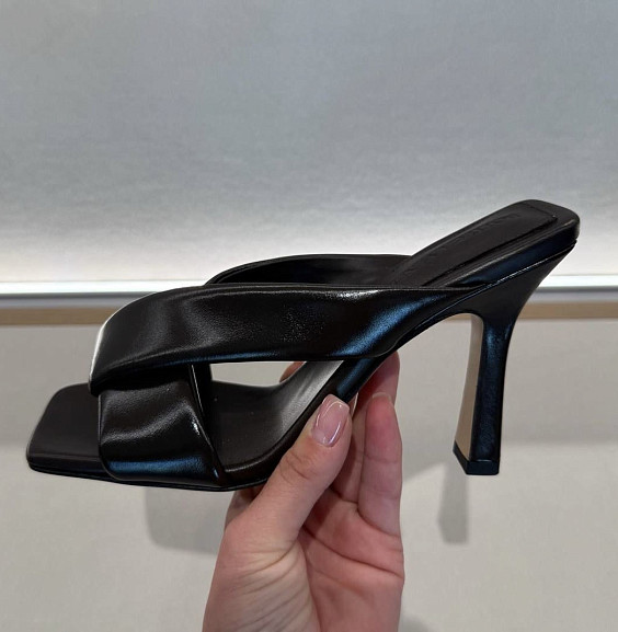 Bottega Veneta Мюли