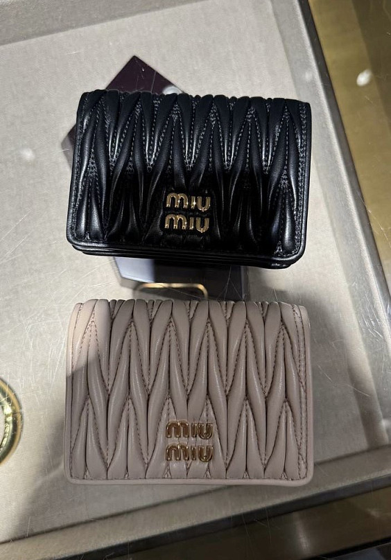 Miu Miu Кошелёк