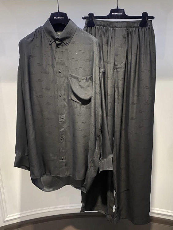 Balenciaga Костюм