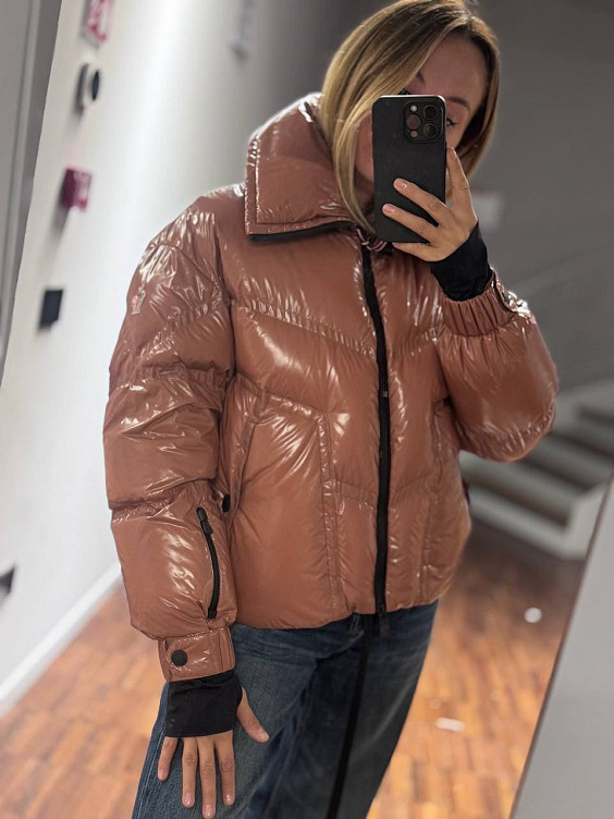 Moncler Пуховик